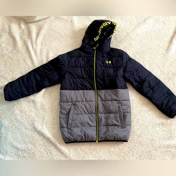 YXL Puffer Jacket Like New Under Armour - Picture 1 of 6
